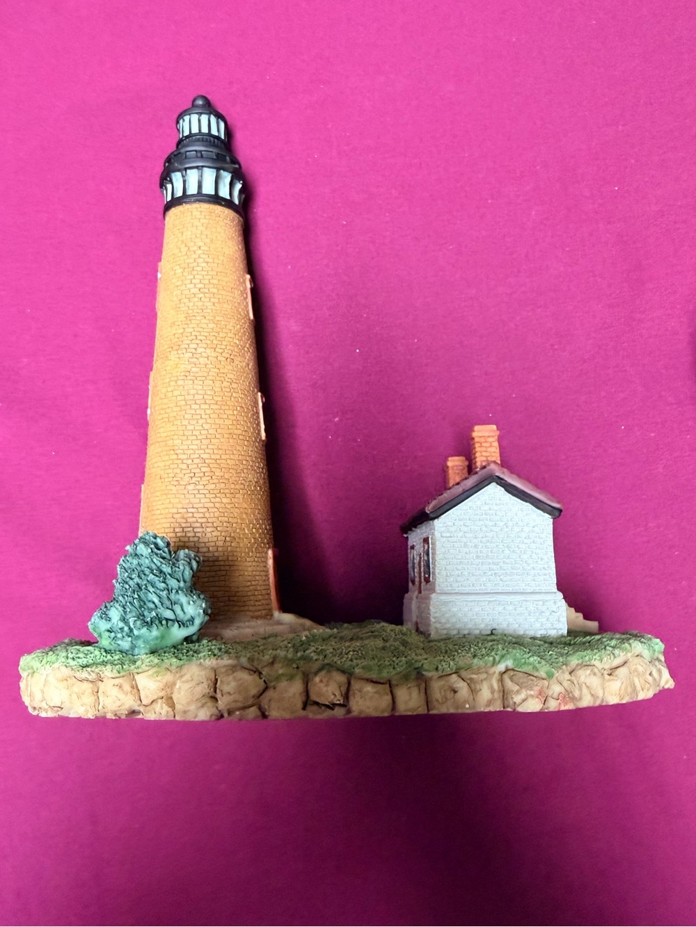 Coastal North Carolina Currituck Lighthouse Sculpture with Keeper's Cottage